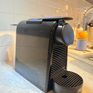 Nespresso Essenza Mini Machine